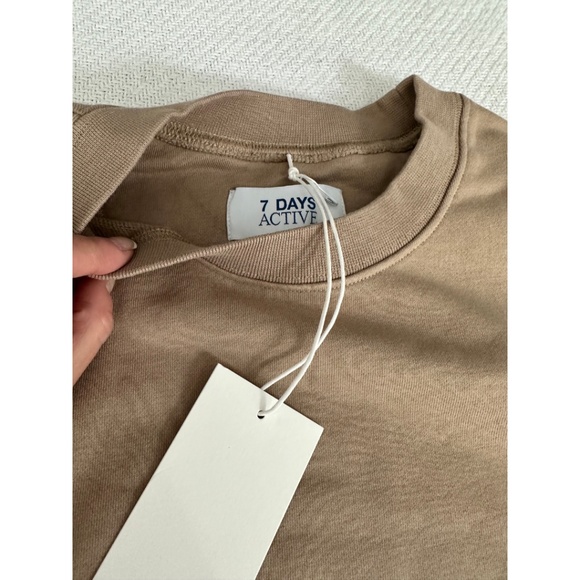 7 Days Active Women's Monday Sweatshirt in Dune, Size Small NWT - Picture 8 of 9